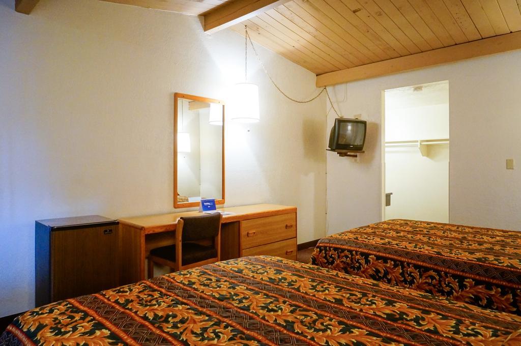 Ez 8 Motel San Jose II Phòng bức ảnh